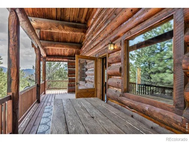 679 Cougar Drive Boulder, CO 80302