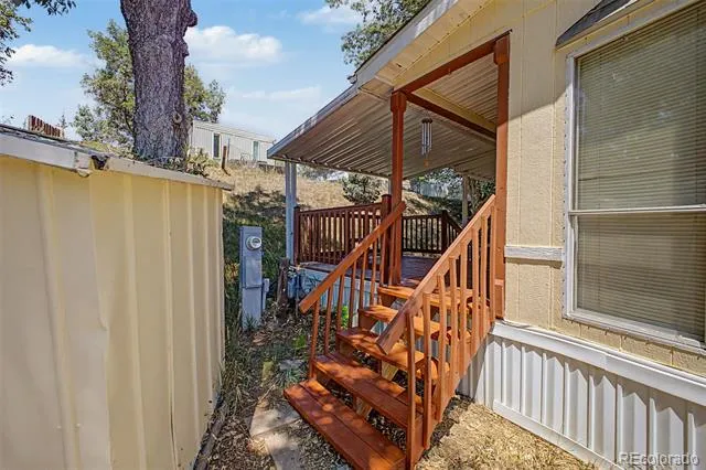 80 Topaz Street Golden, CO 80401