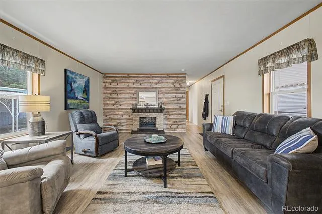 3750 Cascade Avenue Colorado Springs, CO 80907