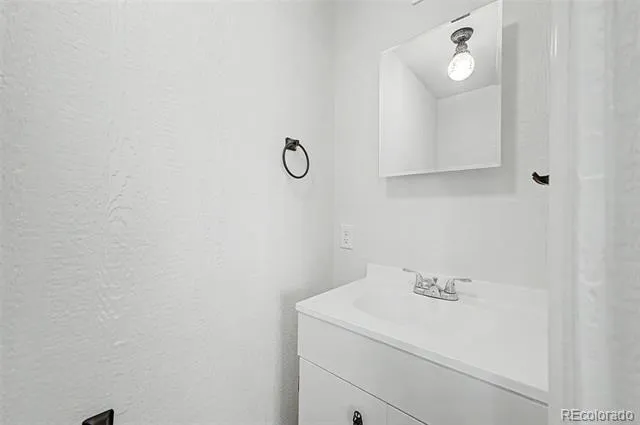 2626 Lake Avenue Pueblo, CO 81004