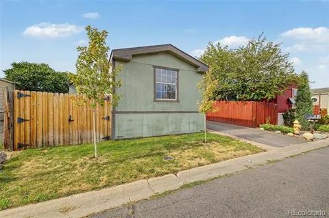 5093 E 96th Place
