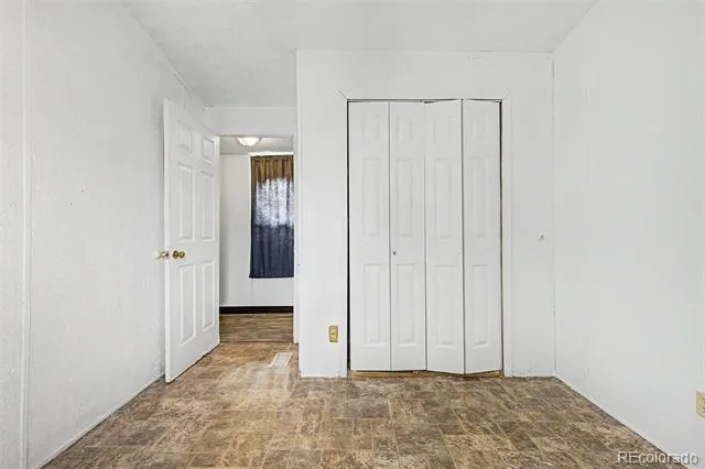 5093 E 96th Place Denver, CO 80229