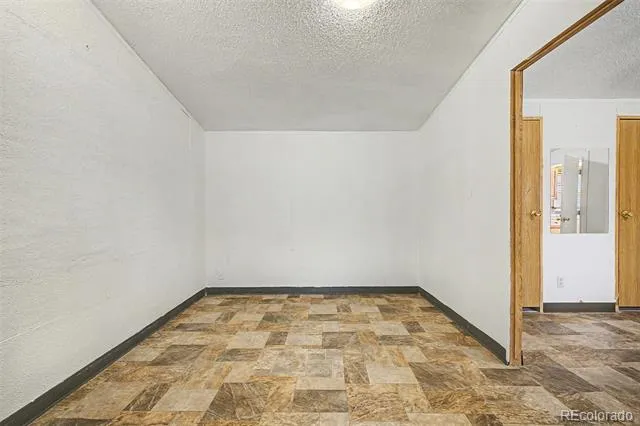 5093 E 96th Place Denver, CO 80229
