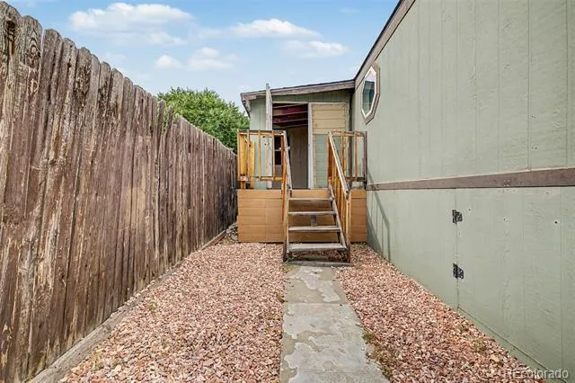 5093 E 96th Place Denver, CO 80229