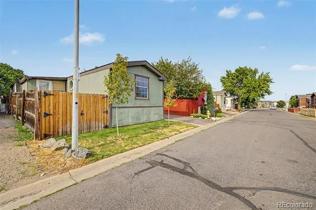 5093 E 96th Place Denver, CO 80229