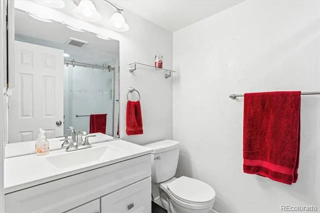 7677 S Monaco Circle Centennial, CO 80112
