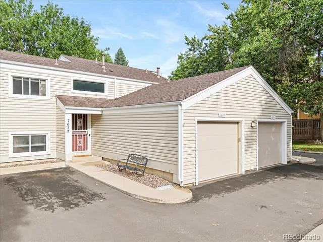 7677 S Monaco Circle Centennial, CO 80112