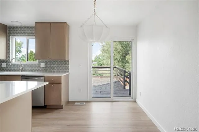 9285 W Wagon Trail Drive Littleton, CO 80123