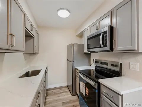 384 S Ironton Street #401