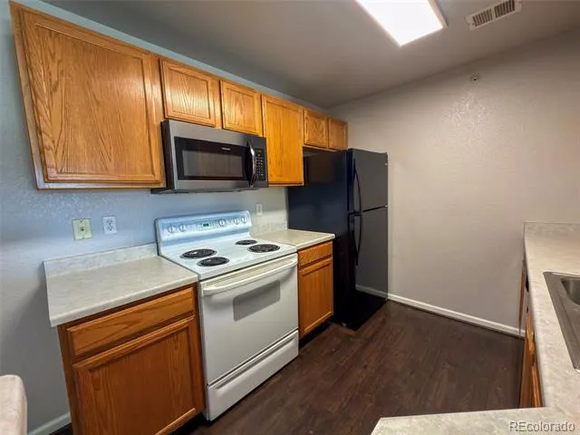 7440 S Blackhawk Street #8303 Englewood, CO 80112