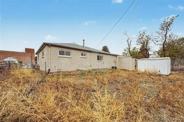 2301 E 93rd Place Thornton, CO 80229