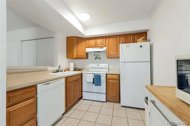 2616 S Xanadu Way #B Aurora, CO 80014