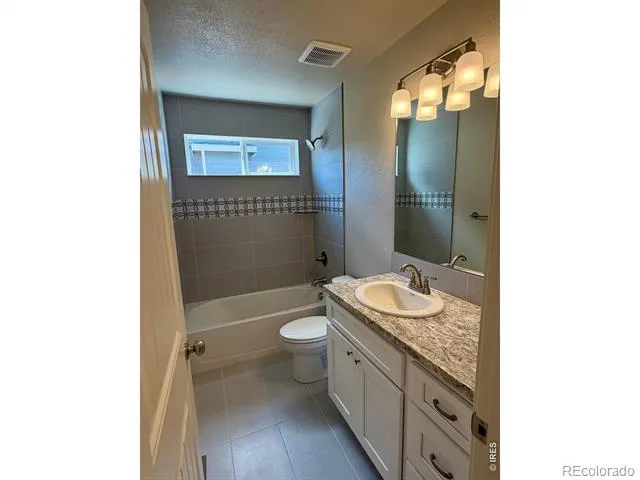 9048 Harlequin Circle Frederick, CO 80504