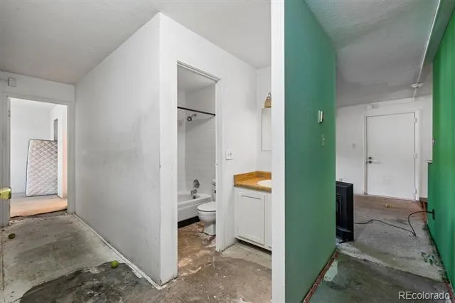 451 Golden Circle #101 Golden, CO 80401