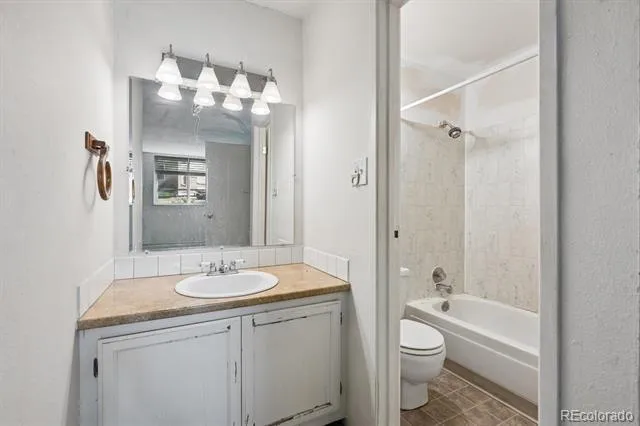 451 Golden Circle #101 Golden, CO 80401