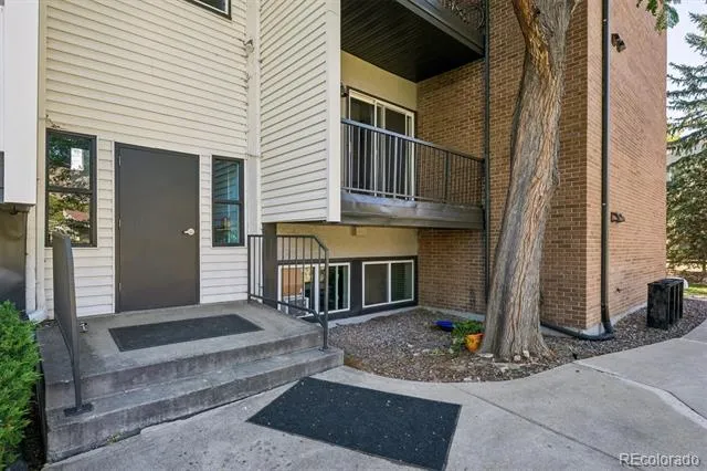 451 Golden Circle #101 Golden, CO 80401