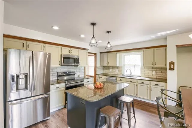 169 Clare Drive Castle Pines, CO 80108
