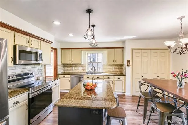 169 Clare Drive Castle Pines, CO 80108