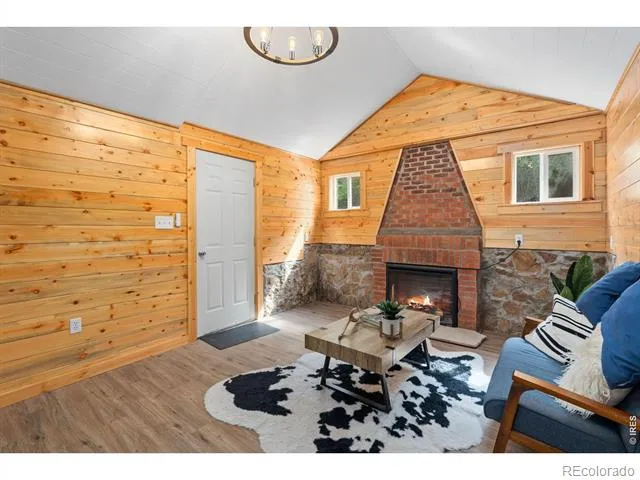 6781 County Road 43 Glen Haven, CO 80532