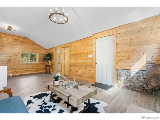 6781 County Road 43 Glen Haven, CO 80532