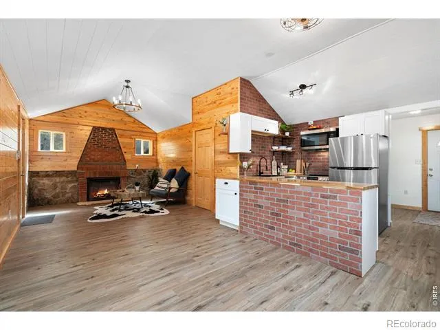 6781 County Road 43 Glen Haven, CO 80532