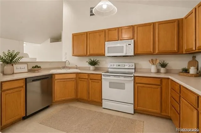 3271 E 103rd Place #1305 Thornton, CO 80229