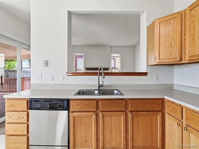 4934 S Danube Street Aurora, CO 80015