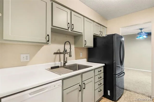 4653 S Lowell Boulevard #G Denver, CO 80236