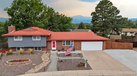2110 Greenwich Circle