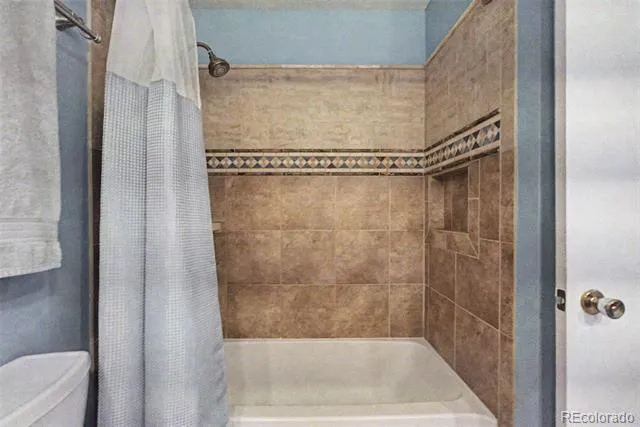 2110 Greenwich Circle Colorado Springs, CO 80909