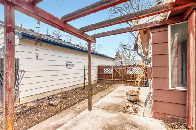 1912 Rice Street Longmont, CO 80501