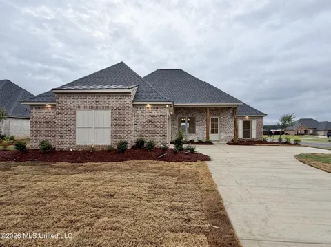 141 Palace Crossing