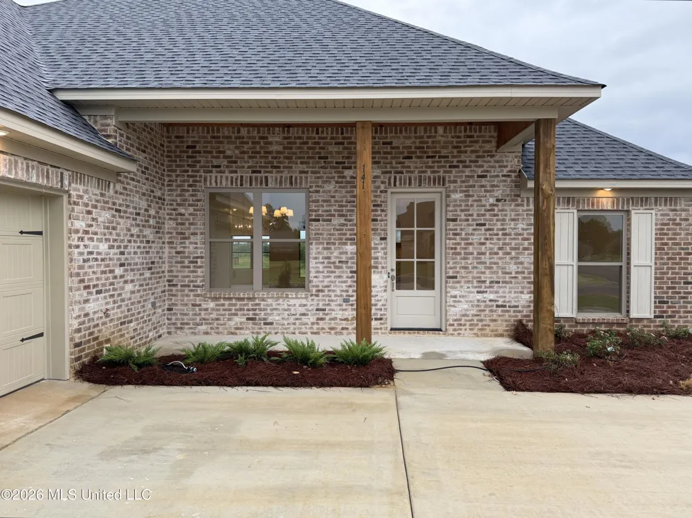 141 Palace Crossing Flowood, MS 39232