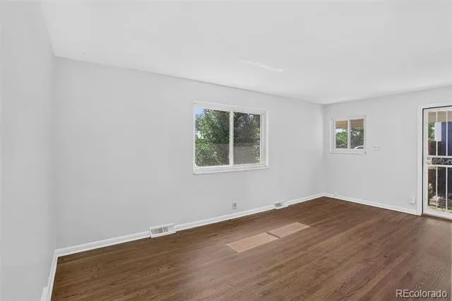 805 Kingston Street Aurora, CO 80010