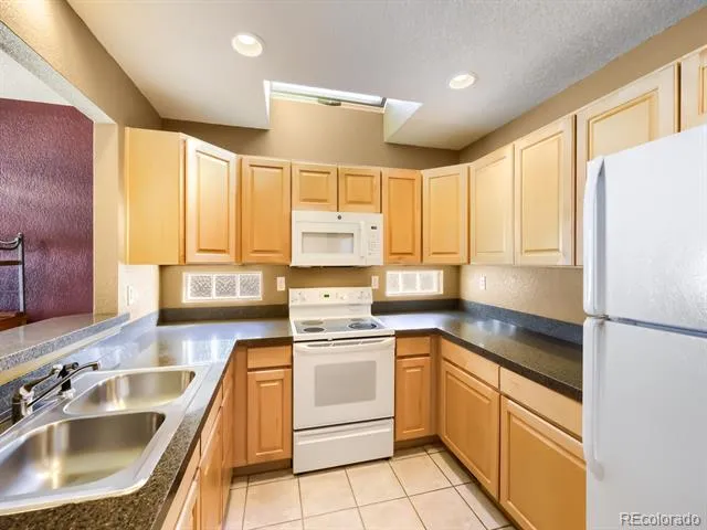 6355 Deframe Way Arvada, CO 80004