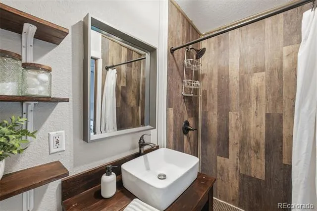 4448 Logan Street Denver, CO 80216