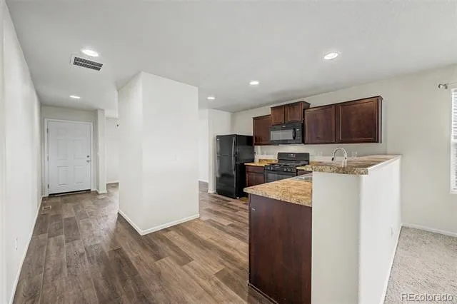 47386 Lily Avenue Bennett, CO 80102