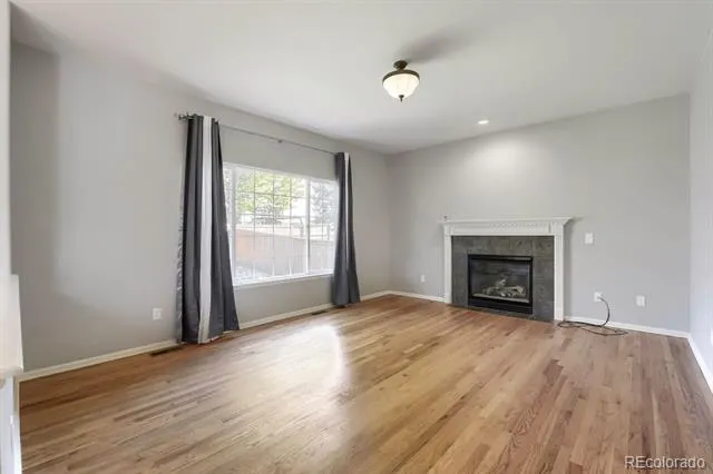 9889 Thornbury Way Littleton, CO 80129