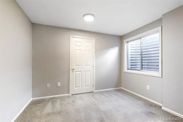 9889 Thornbury Way Littleton, CO 80129