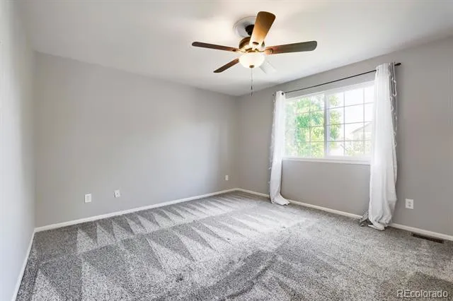 9889 Thornbury Way Littleton, CO 80129