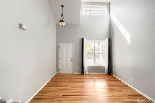 9889 Thornbury Way Littleton, CO 80129