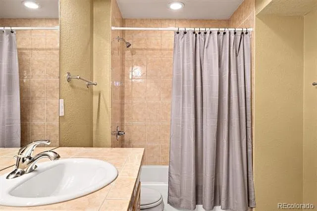 13708 Boulder Point #102 Broomfield, CO 80023