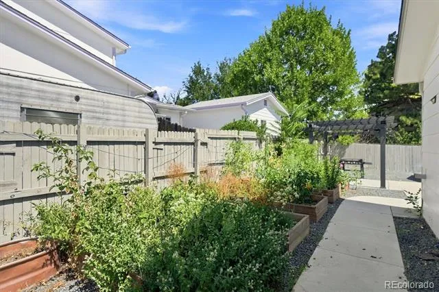 7510 Newland Street Arvada, CO 80003