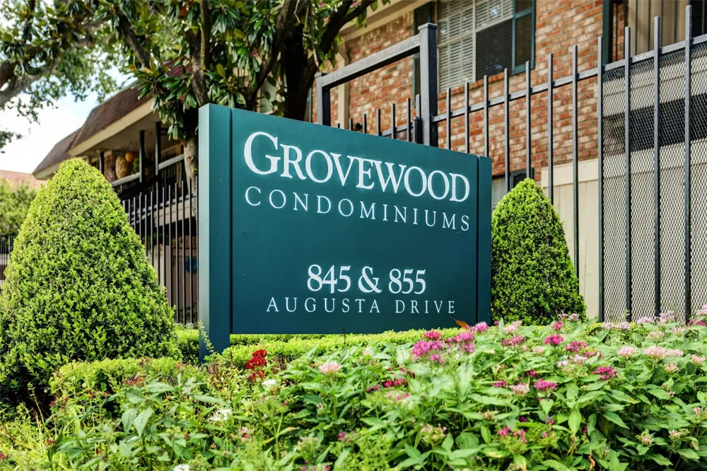 855 Augusta Drive S #58 Houston, TX 77057