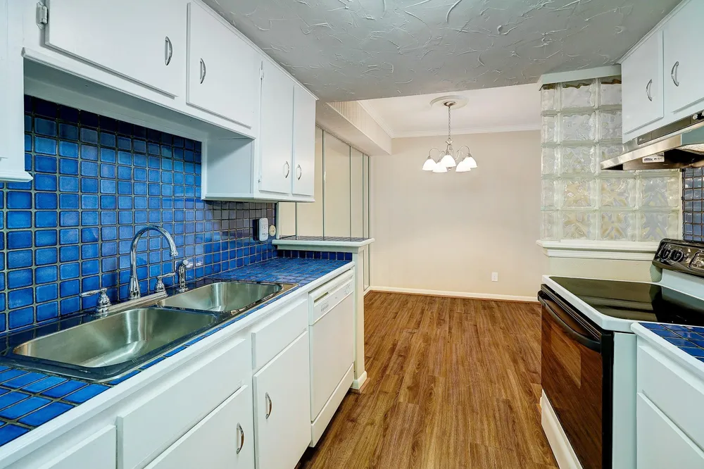 855 Augusta Drive S #58 Houston, TX 77057