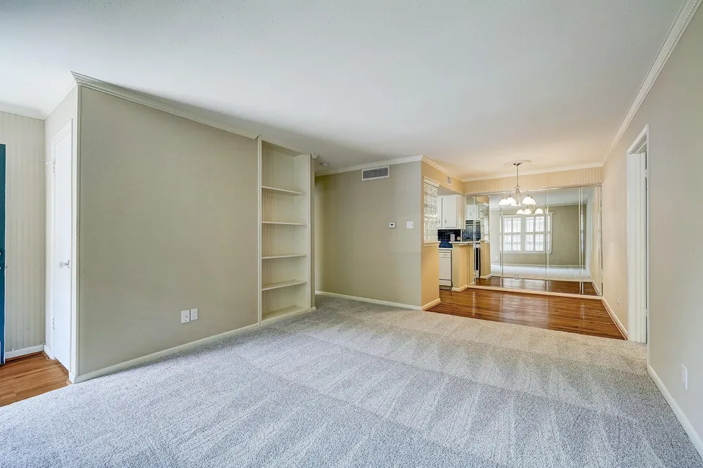 855 Augusta Drive S #58 Houston, TX 77057