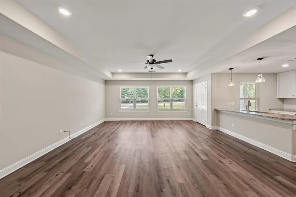 15843 Oak Drive Montgomery, TX 77356
