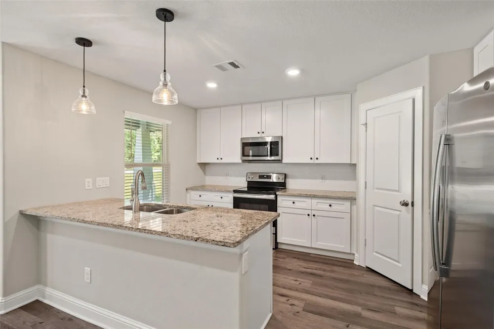15843 Oak Drive Montgomery, TX 77356