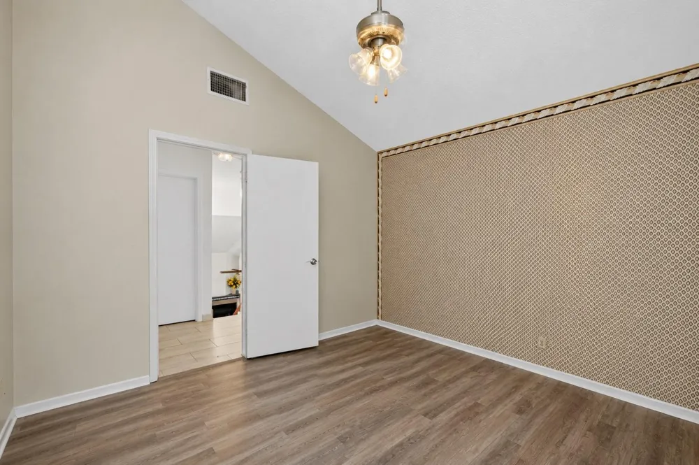 9718 Silver Moon San Antonio, TX 78254