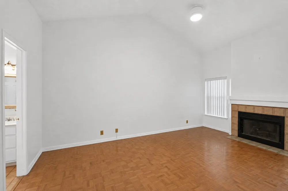 9718 Silver Moon San Antonio, TX 78254